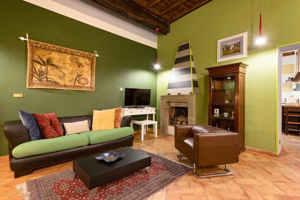 Rome As You Feel - Vicolo Delle Grotte Phòng bức ảnh